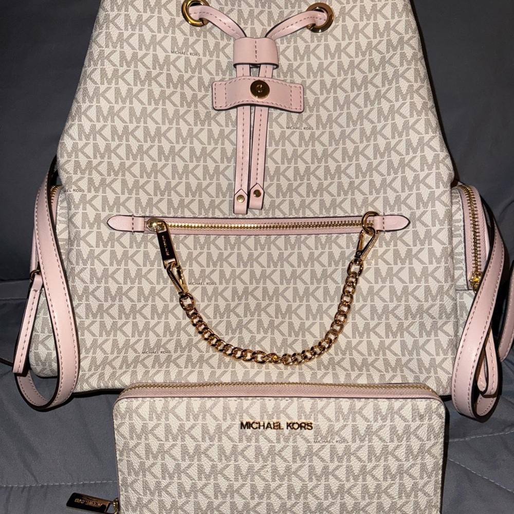 Michael Kors Signature Beige and Pink Backpack Set